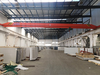 電動(dòng)葫蘆單梁橋式起重機(jī)